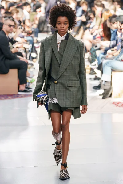 Look 41